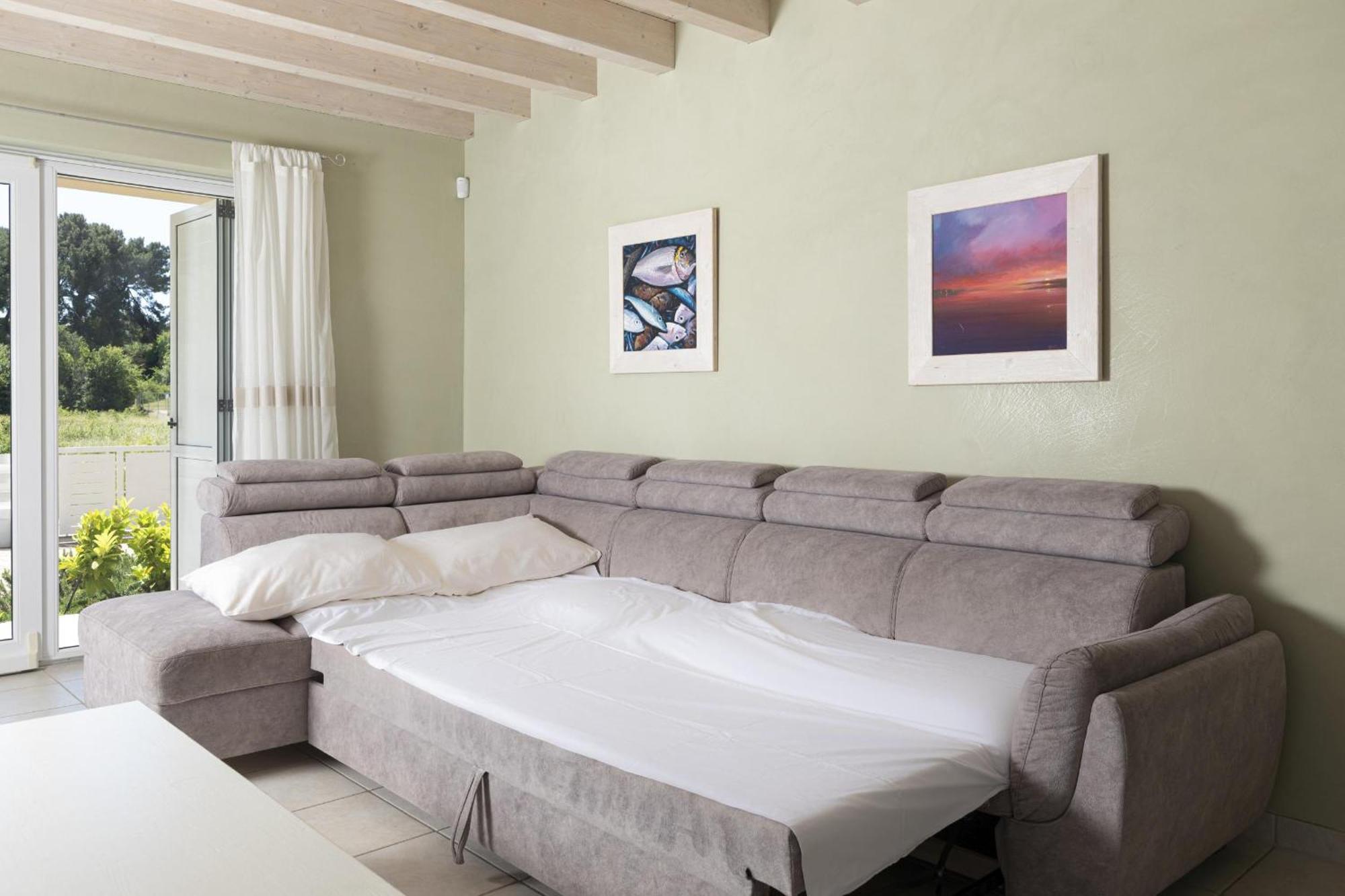 Villa Bella - Beautiful And Modern House With Pool, Souna, Jacuzzi & Playground, Liznjan - Istra Екстериор снимка